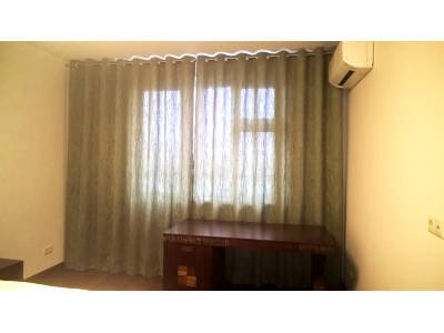 Классические шторы в спальне фото в интерьере пример 2224