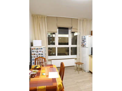 Римские шторы на кухню фото в интерьере пример 2322