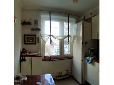 Тюлевые шторы на кухне фото в интерьере пример 2552