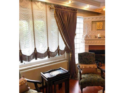 Классические шторы в гостиной фото в интерьере пример 776