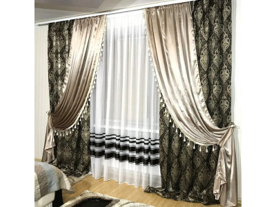 Классические шторы в спальне фото в интерьере пример 589