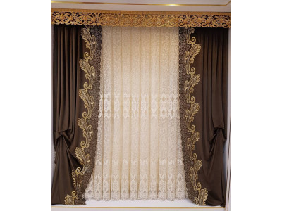 Классические шторы в спальне фото в интерьере пример 478