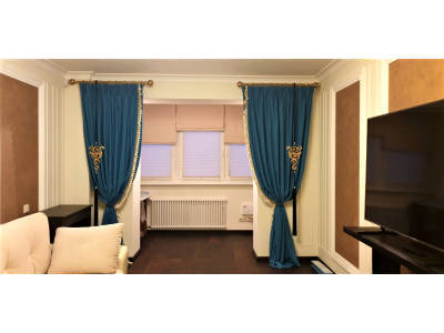 Римские шторы для гостиной фото в интерьере пример 2469