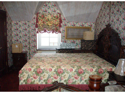 Австрийские шторы в спальне фото в интерьере пример 229