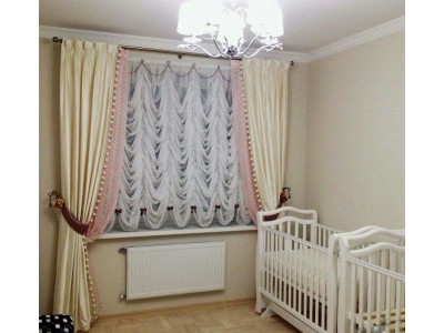 Классические шторы в детской комнате фото в интерьере пример 757