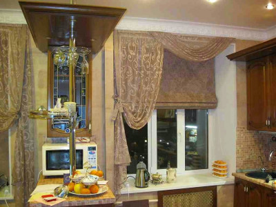 Римские шторы на кухню фото в интерьере пример 1008