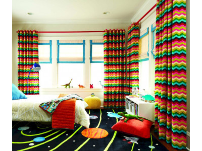 Классические шторы в детской комнате фото в интерьере пример 2084