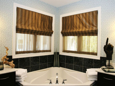 Римские шторы в ванной фото в интерьере пример 1047