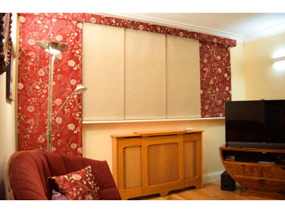 Японские шторы в гостиной фото в интерьере пример 1189
