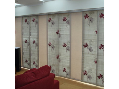 Японские шторы панели фото в интерьере пример 1243